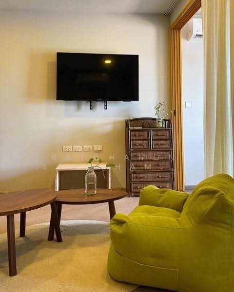 The Base Sukhumvit 50, Bangkok, Soi Roem Charoen 1, Sukhumvit 50 Road, Phra Kanong, Khlong Toei, Bangkok, 1 Bedroom, 38 sqm, Condo For Rent, by Ratchanon Songthammakul, 500569063 - DDproperty.com