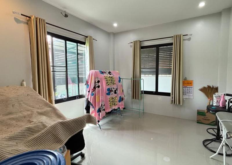 หมู่บ้านศิลาพรวิลล์ เฟส2 จันทบุรี, Chanthaburi, Ko Khwang, Muang Chanthaburi, Chanthaburi, 3 Bedrooms, 150 sqm, Single Detached House For Sale, by The Best Property หนึ่ง, 500569085 - DDproperty.com