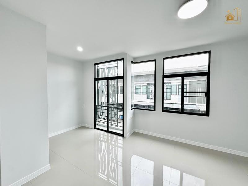 The Trust Ratchaphruek-Rattanathibet, Nonthaburi, Soi Yothathikan 2023, Bang Rak Yai, Bang Bua Thong, Nonthaburi, 4 Bedrooms, 130 sqm, Townhouse For Sale, by ณัฐพล ชือไพเวสน์, 500569137 - DDproperty.com