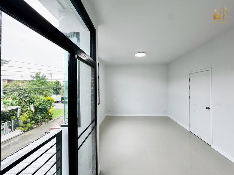 The Trust Ratchaphruek-Rattanathibet, Nonthaburi, Soi Yothathikan 2023, Bang Rak Yai, Bang Bua Thong, Nonthaburi, 4 Bedrooms, 130 sqm, Townhouse For Sale, by ณัฐพล ชือไพเวสน์, 500569137 - DDproperty.com