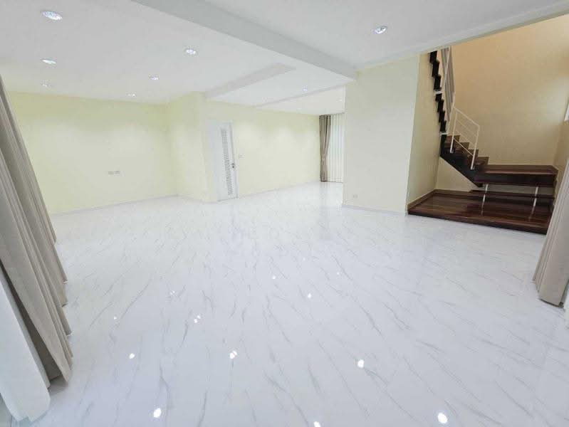 2 ชั้น เมืองทองธานี โครงการ 2 พร้อมที่ดินเปล่า กว้างขวาง, Nonthaburi, Ban Mai, Pak Kret, Nonthaburi, 3 Bedrooms, 360 sqm, Single Detached House For Sale, by ERA Holding (Thailand) Co., Ltd., 500569148 - DDproperty.com