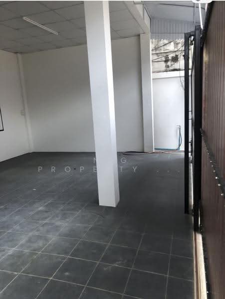 บ้านใกล้ รถไฟฟ้า สะพานควาย, Bangkok, Samsen Nai, Phaya Thai, Bangkok, 3 Bedrooms, 250 sqm, Single Detached House For Rent, by NTG Property House Co.,Ltd., 500569193 - DDproperty.com
