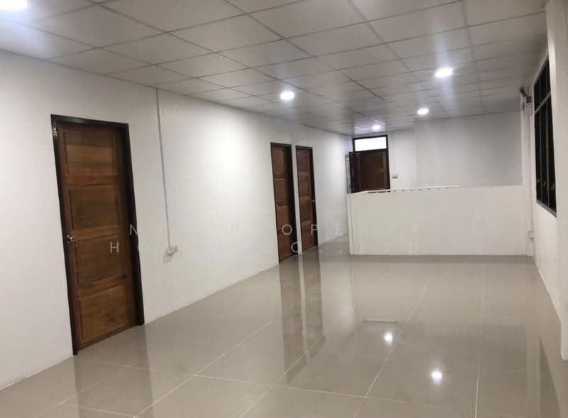 บ้านใกล้ รถไฟฟ้า สะพานควาย, Bangkok, Samsen Nai, Phaya Thai, Bangkok, 3 Bedrooms, 250 sqm, Single Detached House For Rent, by NTG Property House Co.,Ltd., 500569193 - DDproperty.com