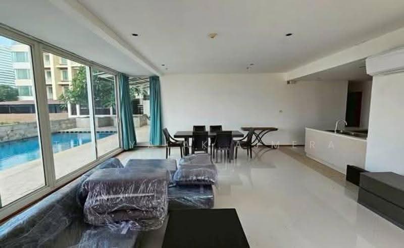 The Empire Place, Bangkok, 88 Narathiwatratchanakharin Road, Thung Maha Mek, Sathon, Bangkok, 3 Bedrooms, 371 sqm, Condo For Sale, by Thanyalak Ajmera, 500569260 - DDproperty.com