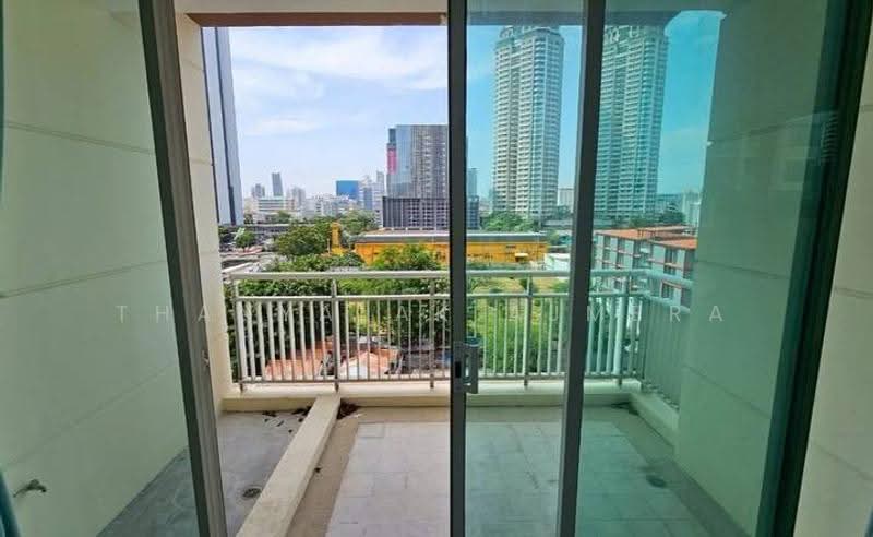 The Empire Place, Bangkok, 88 Narathiwatratchanakharin Road, Thung Maha Mek, Sathon, Bangkok, 3 Bedrooms, 371 sqm, Condo For Sale, by Thanyalak Ajmera, 500569260 - DDproperty.com
