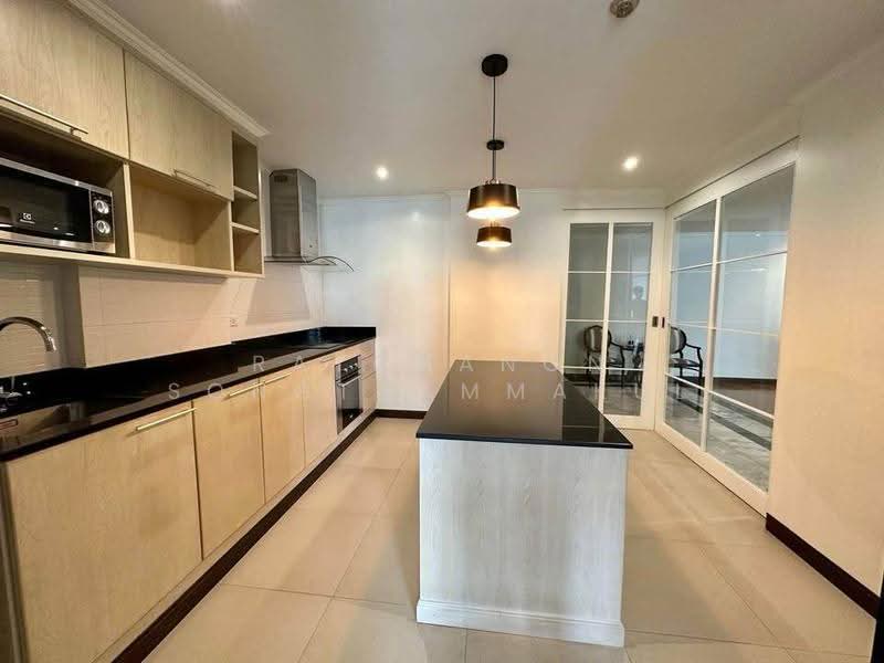 Newton Tower, Bangkok, Soi Sukhumvit 6, Khlong Toei, Bangkok, 3 Bedrooms, 190 sqm, Condo For Rent, by Ratchanon Songthammakul, 500569297 - DDproperty.com