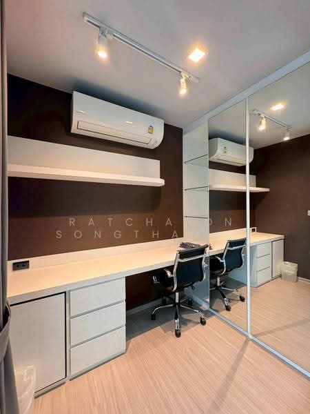 Life Ladprao, Bangkok, 992 Ladprao Road, Jom Phon, Chatuchak, Bangkok, 2 Bedrooms, 60 sqm, Condo For Rent, by Ratchanon Songthammakul, 500569320 - DDproperty.com