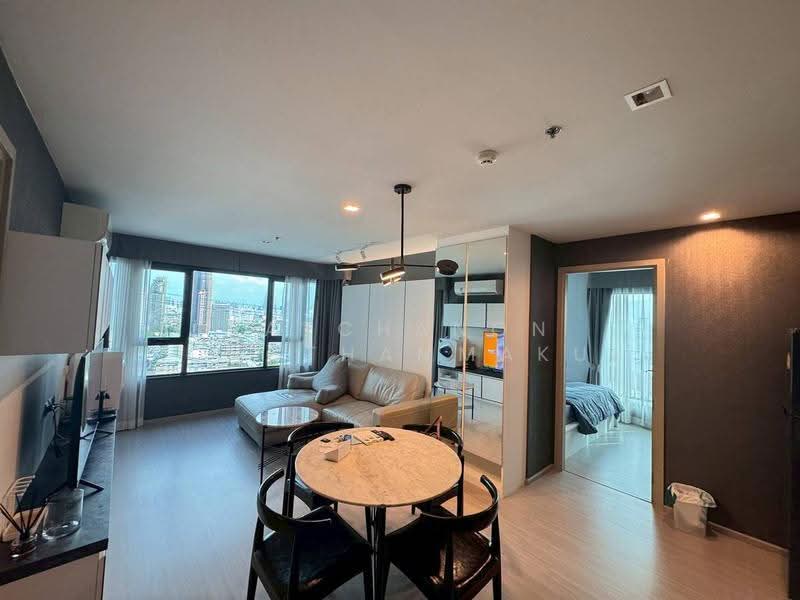 Life Ladprao, Bangkok, 992 Ladprao Road, Jom Phon, Chatuchak, Bangkok, 2 Bedrooms, 60 sqm, Condo For Rent, by Ratchanon Songthammakul, 500569320 - DDproperty.com