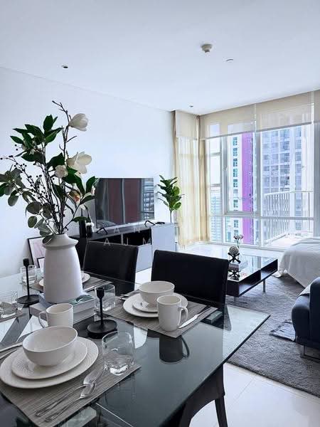 Fullerton Sukhumvit, bangkok, Sukhumvit Road, Khlong Tan Nua, Watthana, Bangkok, 2 Bedrooms, 96 sqm, Condo For Sale, by Thanyalak Ajmera, 500569341 - DDproperty.com
