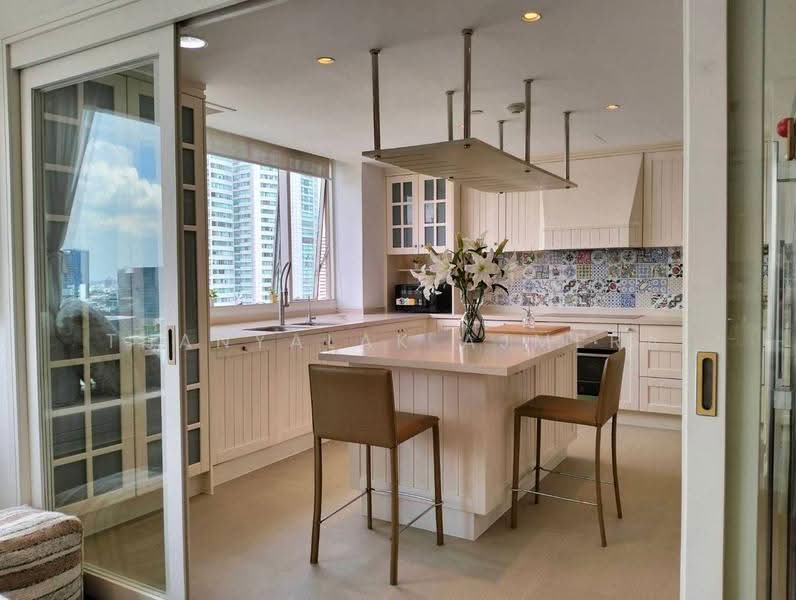 Wilshire Condominium, Bangkok, 80 Soi Sukhimvit 22, Khlong Toei, Bangkok, 4 Bedrooms, 303 sqm, Condo For Rent, by Thanyalak Ajmera, 500569364 - DDproperty.com