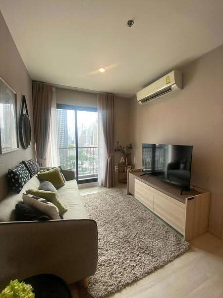 Life Asoke, Bangkok, Asoke-Dindang Road, Bang Kapi, Huai Khwang, Bangkok, 2 Bedrooms, 55 sqm, Condo For Rent, by Thanyalak Ajmera, 500569367 - DDproperty.com
