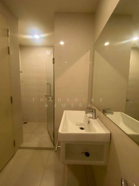 Life Asoke, Bangkok, Asoke-Dindang Road, Bang Kapi, Huai Khwang, Bangkok, 2 Bedrooms, 55 sqm, Condo For Rent, by Thanyalak Ajmera, 500569367 - DDproperty.com