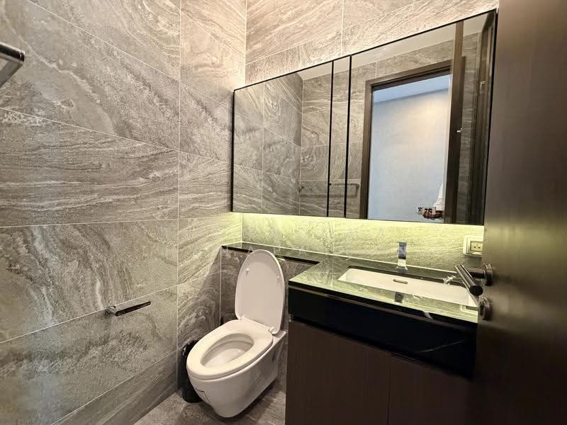 The Esse Sukhumvit 36, Bangkok, Soi Sukhumvit 36, Sukhumvit Road, Phra Kanong, Khlong Toei, Bangkok, 2 Bedrooms, 72 sqm, Condo For Rent, by Thanatcha Thanapaisan, 500569374 - DDproperty.com
