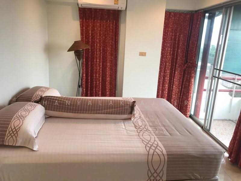 Garden Place, Bangkok, 274/1 Soi Ratchadaphisek 20 Sutthisarn Winitchai Road, Samsen Nok, Huai Khwang, Bangkok, 2 Bedrooms, 60 sqm, Condo For Rent, by Thanyalak Ajmera, 500569480 - DDproperty.com