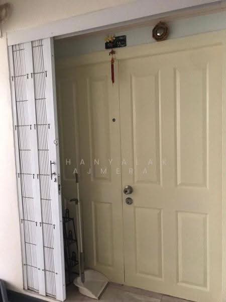 Garden Place, Bangkok, 274/1 Soi Ratchadaphisek 20 Sutthisarn Winitchai Road, Samsen Nok, Huai Khwang, Bangkok, 2 Bedrooms, 60 sqm, Condo For Rent, by Thanyalak Ajmera, 500569480 - DDproperty.com
