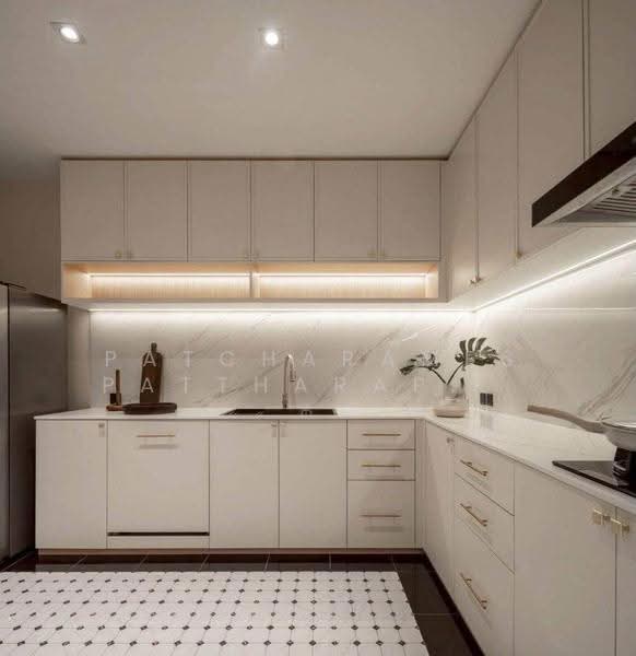 The Gentry Sukhumvit 101, Bangkok, Soi Sukhumvit 101, Sukhumvit Road, Bang Chak, Phra Khanong, Bangkok, 5 Bedrooms, 580 sqm, Single Detached House For Rent, by Patcharames Pattharapornviboon, 500569503 - DDproperty.com