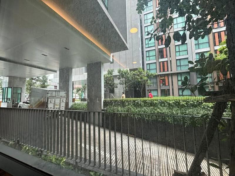Vtara Sukhumvit 36, Bangkok, 118 Soi Saen Sabai, Phra Kanong, Khlong Toei, Bangkok, 2 Bedrooms, 50 sqm, Condo For Rent, by Thanyalak Ajmera, 500569533 - DDproperty.com