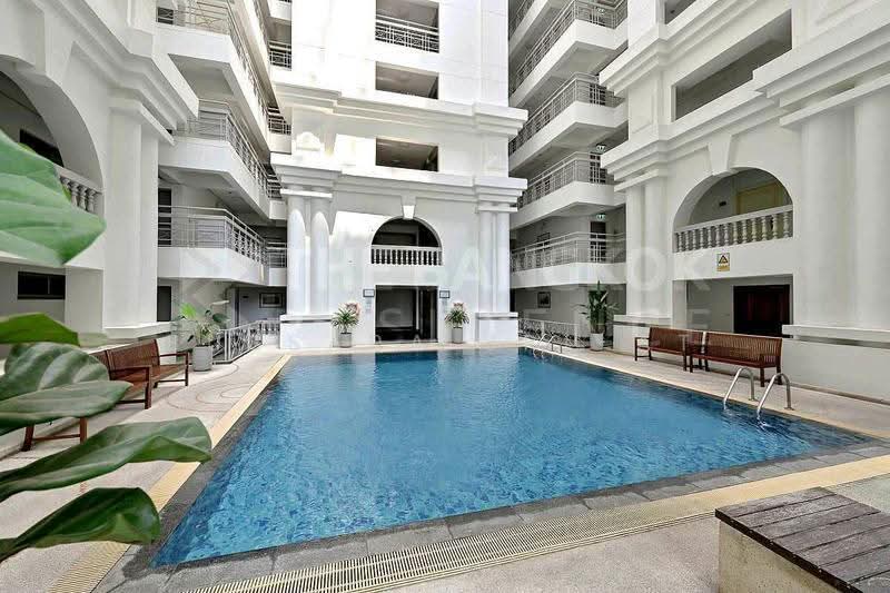 Royal Castle Sukhumvit : รอยัล คาสเซอร์ สุขุมวิท, กรุงเทพ, 30 ซอยสุขุมวิท 39, คลองเตยเหนือ, วัฒนา, กรุงเทพ, 191 ตร.ม., คอนโด ขาย, โดย Bussara Sri-At, 500569593 - DDproperty.com