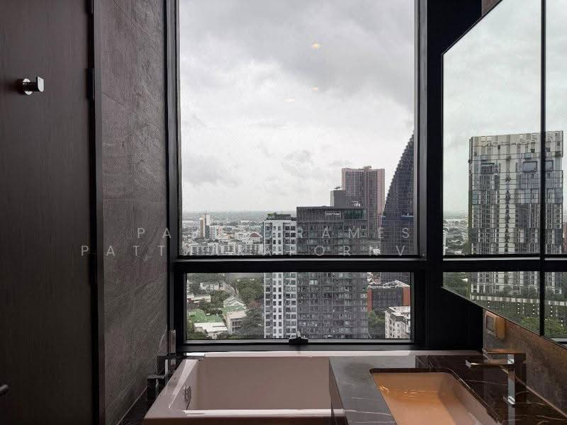 The Esse Sukhumvit 36, Bangkok, Soi Sukhumvit 36, Sukhumvit Road, Phra Kanong, Khlong Toei, Bangkok, 2 Bedrooms, 75 sqm, Condo For Rent, by Patcharames Pattharapornviboon, 500569636 - DDproperty.com