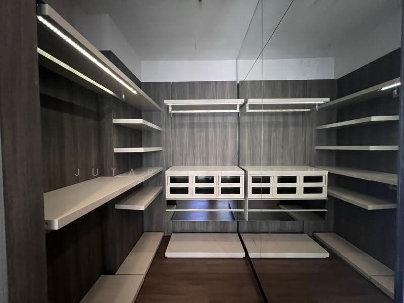 Ivy Ampio, Bangkok, 48 Ratchadaphisek Road, Huai Khwang, Bangkok, 2 Bedrooms, 136 sqm, Condo For Rent, by Jutarat Jitmun, 500569670 - DDproperty.com