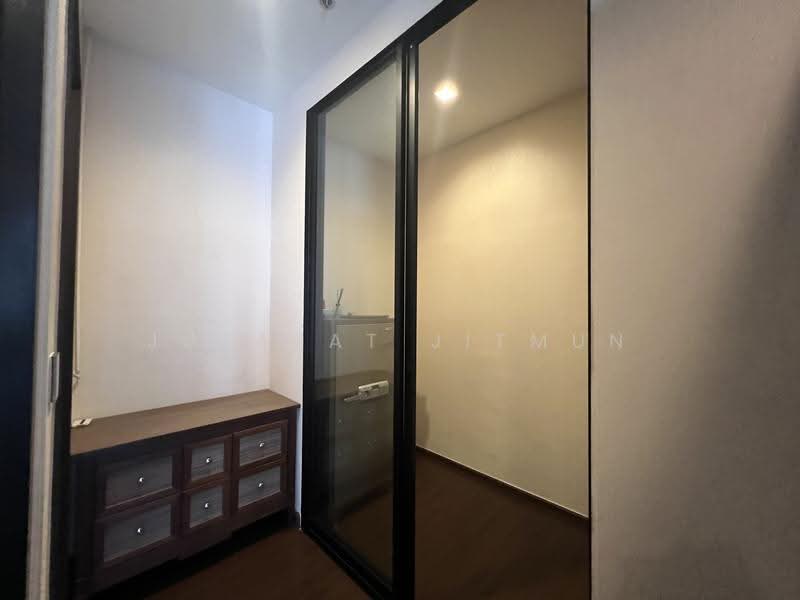 Ivy Ampio, Bangkok, 48 Ratchadaphisek Road, Huai Khwang, Bangkok, 2 Bedrooms, 136 sqm, Condo For Rent, by Jutarat Jitmun, 500569670 - DDproperty.com