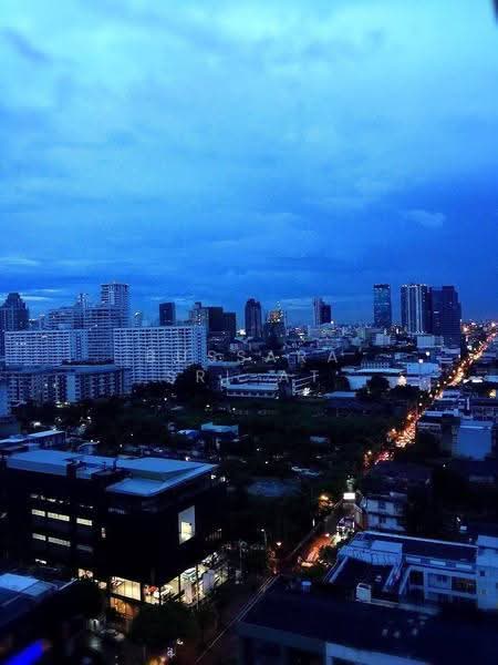 M Thonglor 10, Bangkok, 9 Soi Ekkamai 12, Ekkamai Road, Khlong Tan Nua, Watthana, Bangkok, 1 Bedroom, 30 sqm, Condo For Rent, by Bussara Sri-At, 500569689 - DDproperty.com