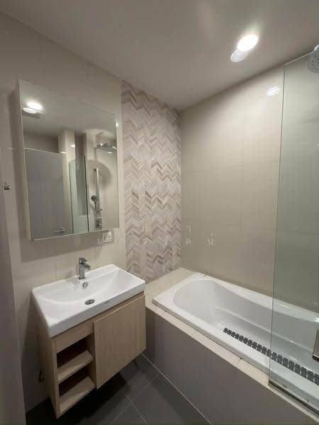 Oka Haus Sukhumvit 36, Bangkok, 3399 Rama 4 Road, Khong Tan, Khlong Toei, Bangkok, 1 Bedroom, 35 sqm, Condo For Rent, by รมิดา แก้วรัตน์, 500569697 - DDproperty.com