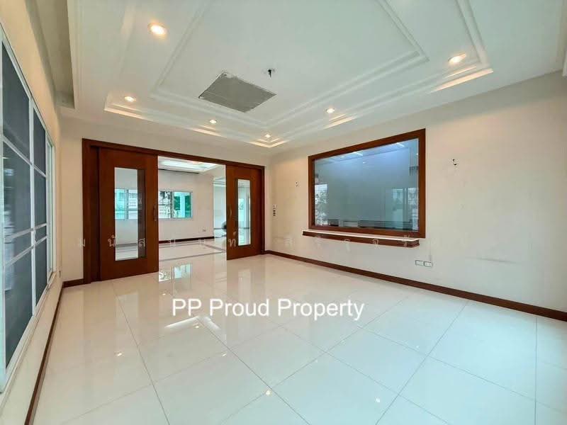 Sammakon Ramkhamhaeng, Bangkok, Ramkhamhaeng Road, Saphan Sung, Bangkok, 4 Bedrooms, 420 sqm, Single Detached House For Sale, by มนัสนันท์ สิริรุจิรัตน์, 500569740 - DDproperty.com