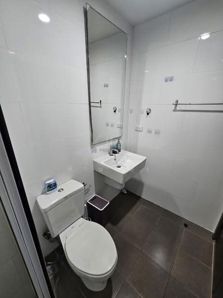 The Base Park East Sukhumvit 77, Bangkok, 99 Soi Pridi Banomyong 2, Phra Kanong Nua, Watthana, Bangkok, 1 Bedroom, 31 sqm, Condo For Rent, by กุลวดี พานทอง, 500569762 - DDproperty.com