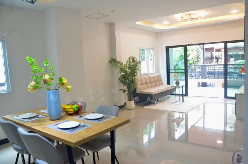 ่บุรีรมย์ คลองสามวา, กรุงเทพ, ทรายกองดิน, คลองสามวา, กรุงเทพ, 200 ตร.ม., บ้านแฝด ขาย, โดย Somsak Mongkolsawat, 500569772 - DDproperty.com