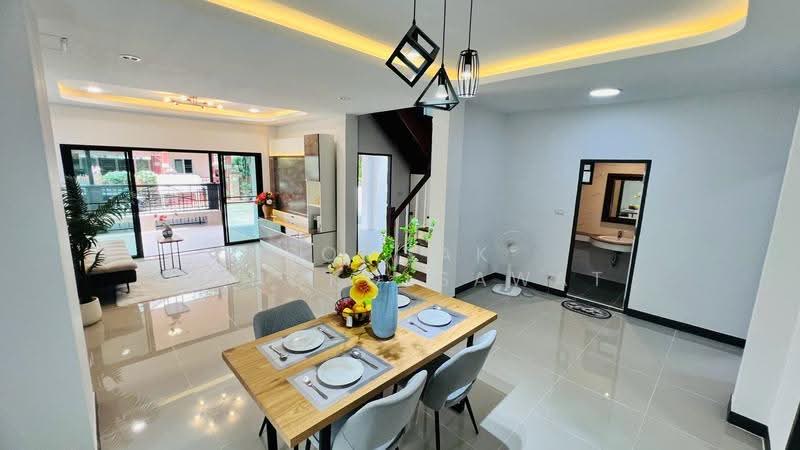 ่บุรีรมย์ คลองสามวา, กรุงเทพ, ทรายกองดิน, คลองสามวา, กรุงเทพ, 200 ตร.ม., บ้านแฝด ขาย, โดย Somsak Mongkolsawat, 500569772 - DDproperty.com