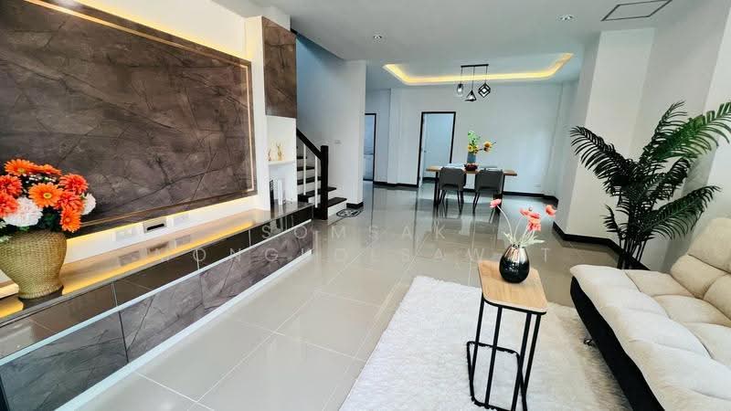 ่บุรีรมย์ คลองสามวา, กรุงเทพ, ทรายกองดิน, คลองสามวา, กรุงเทพ, 200 ตร.ม., บ้านแฝด ขาย, โดย Somsak Mongkolsawat, 500569772 - DDproperty.com