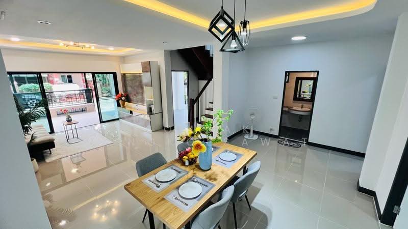 ่บุรีรมย์ คลองสามวา, กรุงเทพ, ทรายกองดิน, คลองสามวา, กรุงเทพ, 200 ตร.ม., บ้านแฝด ขาย, โดย Somsak Mongkolsawat, 500569772 - DDproperty.com