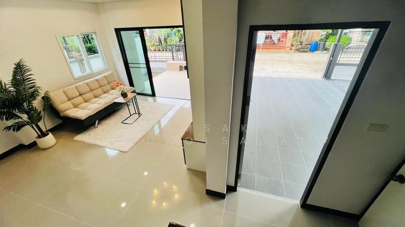 ่บุรีรมย์ คลองสามวา, Bangkok, Sai Kong Din, Khlong Sam Wa, Bangkok, 4 Bedrooms, 200 sqm, Semi-Detached House (Twin House) For Sale, by Somsak Mongkolsawat, 500569772 - DDproperty.com