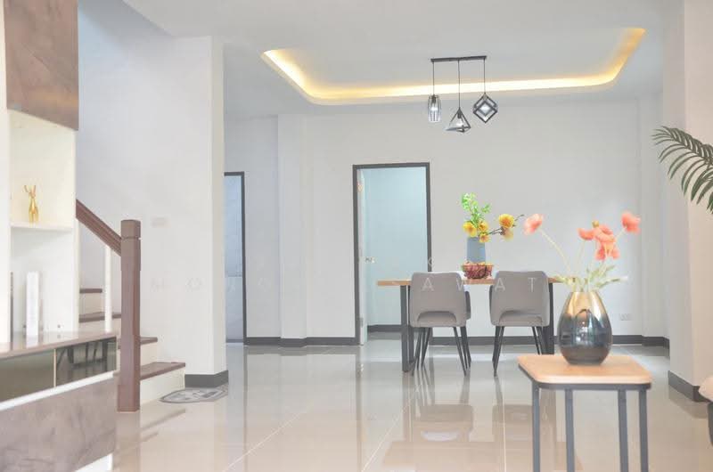 ่บุรีรมย์ คลองสามวา, Bangkok, Sai Kong Din, Khlong Sam Wa, Bangkok, 4 Bedrooms, 200 sqm, Semi-Detached House (Twin House) For Sale, by Somsak Mongkolsawat, 500569772 - DDproperty.com