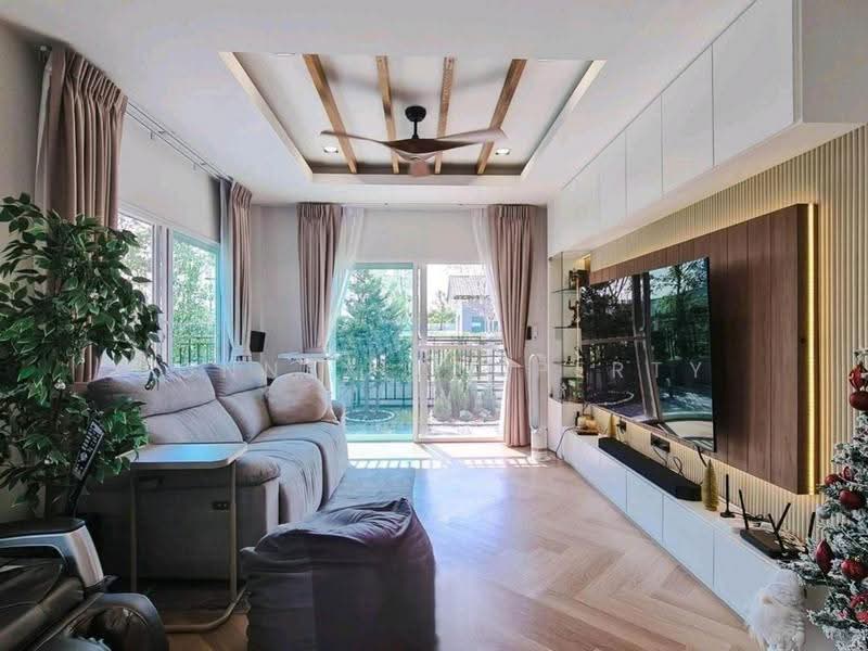 Centro Phahol-Vibhavadi 2, Pathum Thani, Klong 1 Khlong Luang, Khlong Nung, Khlong Luang, Pathum Thani, 4 Bedrooms, 225 sqm, Single Detached House For Rent, by Connex Property, 500569780 - DDproperty.com
