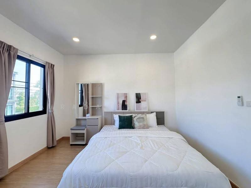 Grandverona Ramkhamhaeng-Romklao, Bangkok, Min Buri, Min Buri, Bangkok, 3 Bedrooms, 185 sqm, Townhouse For Rent, by Airada Parasarn, 500569819 - DDproperty.com