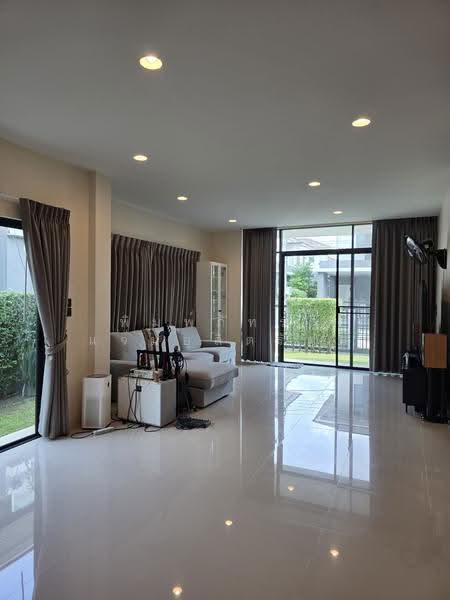 Setthasiri Krungthep Kreetha, Bangkok, Krungthep Kreetha Road, Hua Mak, Bang Kapi, Bangkok, 4 Bedrooms, 182 sqm, Single Detached House For Sale, by พิมพ์ภัทรา แจ่มอุลิตรัตน, 500569881 - DDproperty.com