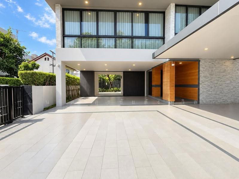 Quarter Thonglor, Bangkok, Soi Saengthong, Khlong Tan Nua, Watthana, Bangkok, 4 Bedrooms, 450 sqm, Single Detached House For Sale, by Monchit Surachaidunthavin, 500569918 - DDproperty.com