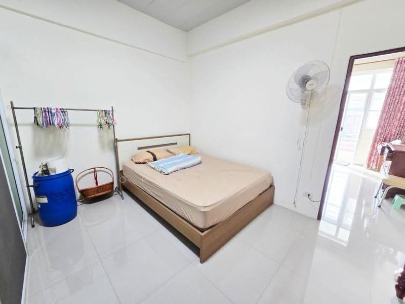อาคารพาณิชย์วัดใหม่ จันทบุรี, chanthaburi, Wat Mai, Muang Chanthaburi, Chanthaburi, , 100 sqm, Shophouse For Sale, by The Best Property หนึ่ง, 500569960 - DDproperty.com