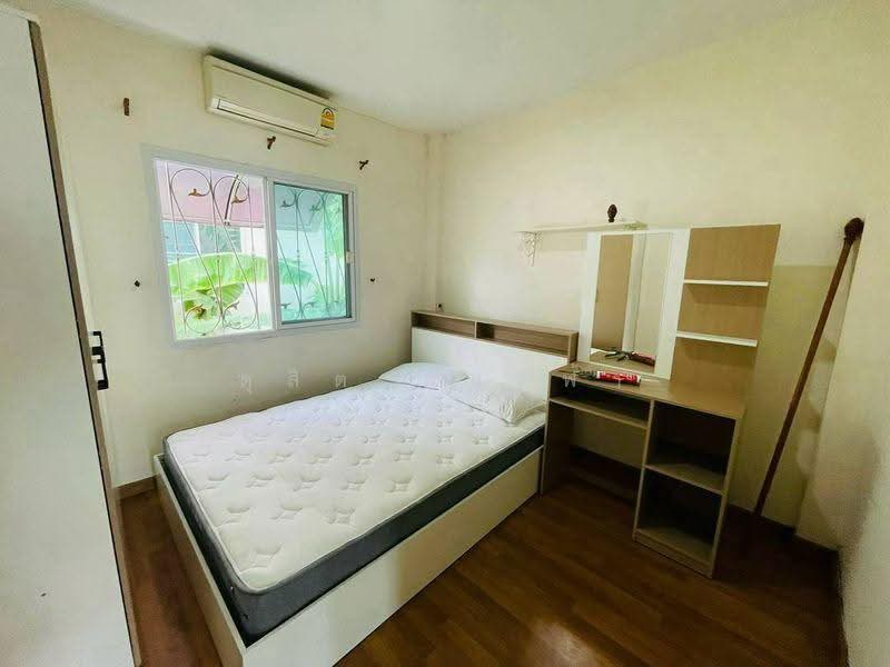 ให้เช่าทาวน์โฮม 2 ชั้น ซอยหมอย้อย หนองยายบู่ ศรีราชา, Chon Buri (Pattaya), Surasak, Si Racha, Chon Buri (Pattaya), 3 Bedrooms, 100 sqm, Townhouse For Rent, by Dusit Saengfa, 500569963 - DDproperty.com