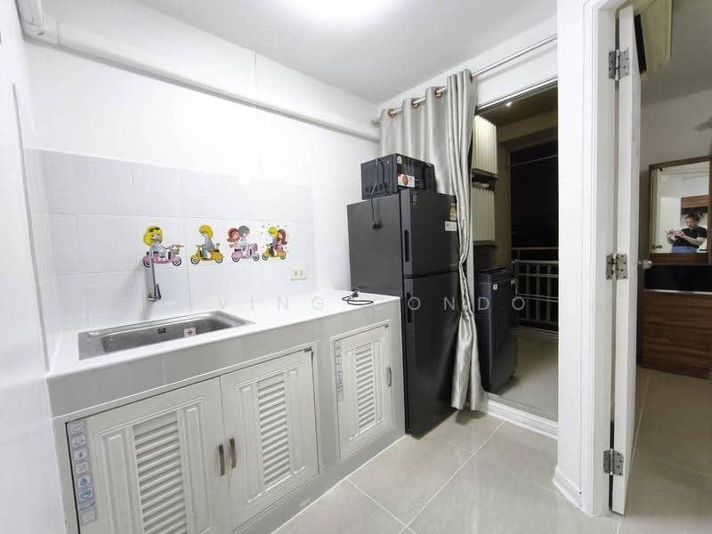 Lumpini Condo Town Bodindecha Ramkhamhaeng, Bangkok, Soi Ramkhamhaeng 43/1, Phlapphla, Wang Thonglang, Bangkok, 1 Bedroom, 28 sqm, Condo For Rent, by Living Condo, 500569966 - DDproperty.com