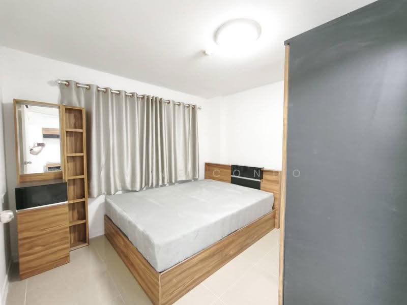 Lumpini Condo Town Bodindecha Ramkhamhaeng, Bangkok, Soi Ramkhamhaeng 43/1, Phlapphla, Wang Thonglang, Bangkok, 1 Bedroom, 28 sqm, Condo For Rent, by Living Condo, 500569966 - DDproperty.com