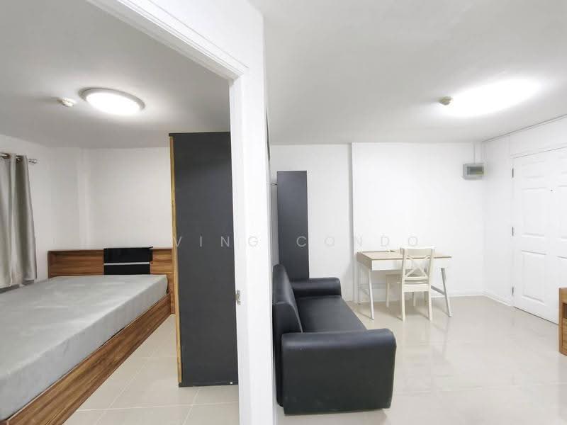 Lumpini Condo Town Bodindecha Ramkhamhaeng, Bangkok, Soi Ramkhamhaeng 43/1, Phlapphla, Wang Thonglang, Bangkok, 1 Bedroom, 28 sqm, Condo For Rent, by Living Condo, 500569966 - DDproperty.com