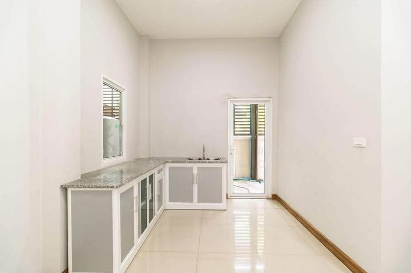Baan Lalin In The Park Watcharapol-Paholyothin, Bangkok, Rattanagosin Road, Khlong Tanon, Sai Mai, Bangkok, 4 Bedrooms, 300 sqm, Single Detached House For Rent, by Forty-Six Real Estate Group, 500569970 - DDproperty.com