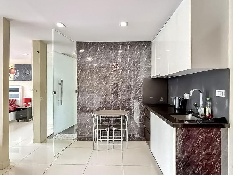 Park Royal 3 condominium, Chon Buri (Pattaya), Soi Phratamnak Phratamnak, Nong Pru, Bang Lamung (Pattaya), Chon Buri (Pattaya), 1 Bedroom, 45 sqm, Condo For Sale, by PLC real estate, 500569987 - DDproperty.com