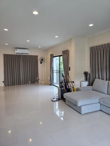 Setthasiri Krungthep Kreetha, Bangkok, Krungthep Kreetha Road, Hua Mak, Bang Kapi, Bangkok, 4 Bedrooms, 183 sqm, Single Detached House For Rent, by Airada Parasarn, 500570018 - DDproperty.com