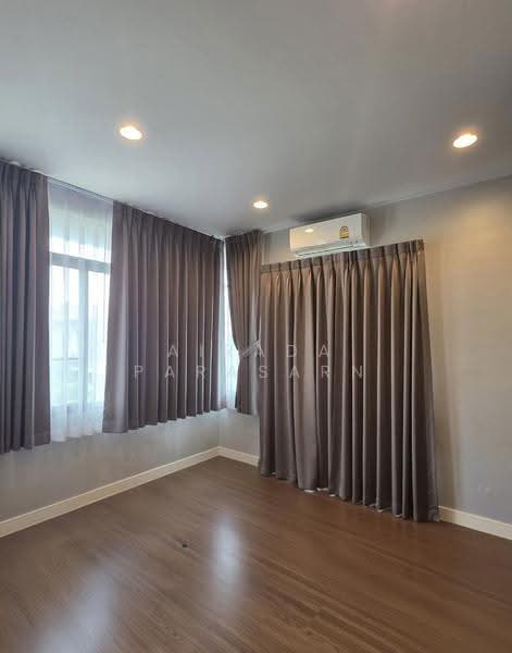 Setthasiri Krungthep Kreetha, Bangkok, Krungthep Kreetha Road, Hua Mak, Bang Kapi, Bangkok, 4 Bedrooms, 183 sqm, Single Detached House For Rent, by Airada Parasarn, 500570018 - DDproperty.com