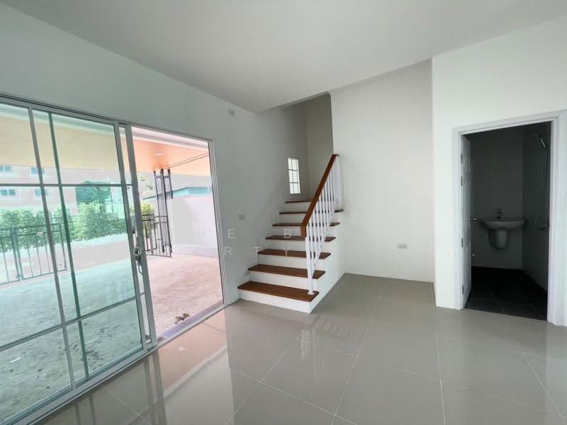กรีนเฮ้าส์ ทาวน์โฮม รามอินทรา117, Bangkok, Bang Chun, Khlong Sam Wa, Bangkok, 3 Bedrooms, 129 sqm, Townhouse For Sale, by The Best Property   กุ้ง​แก้ว, 500570019 - DDproperty.com