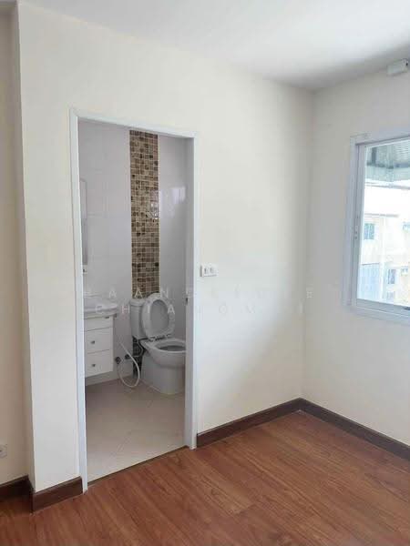 Commercial Building for rent near Payap University, Rental Price: 30,000 THB / month No.6H357, chiang-mai, Nong Pa Krang, Muang Chiang Mai, Chiang Mai, , 100 sqm, Shophouse For Rent, by Baandeedee Chiangmai, 500570036 - DDproperty.com